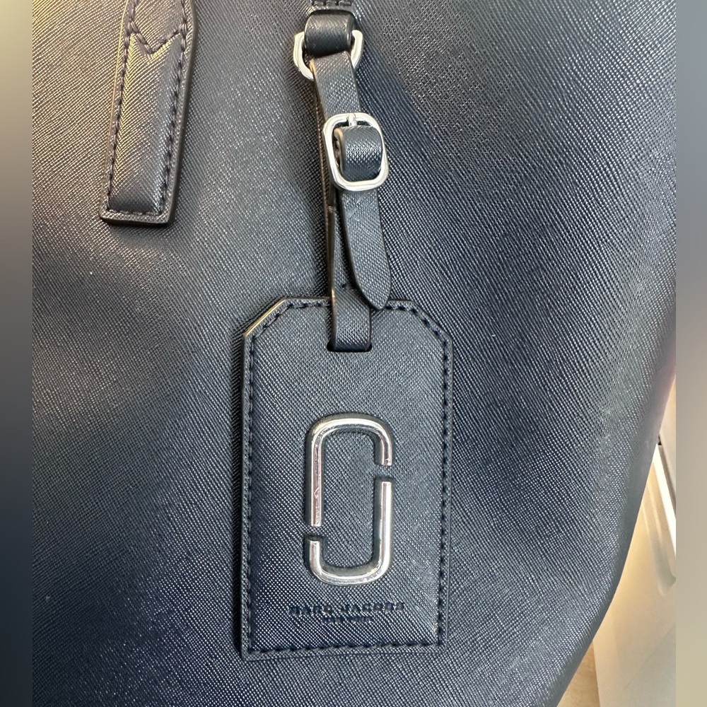Marc Jacobs Navy Blue Saffiano Leather Large Tote Shoulder Bag - Picture 6 of 16